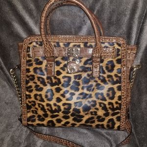 *New bag* Perfect for the holidays!